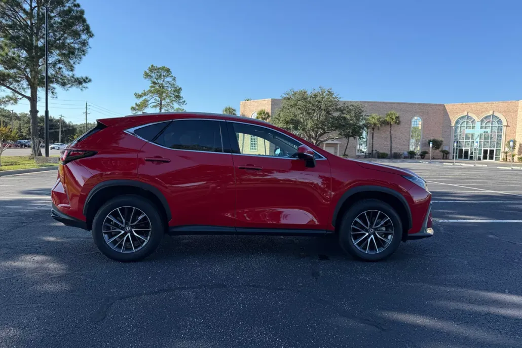 2024 Lexus NX 250 photo 1