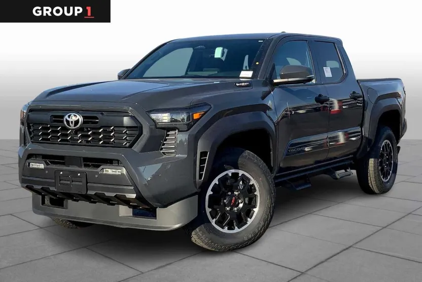 2025 Toyota Tacoma TRD Off-Road photo 1