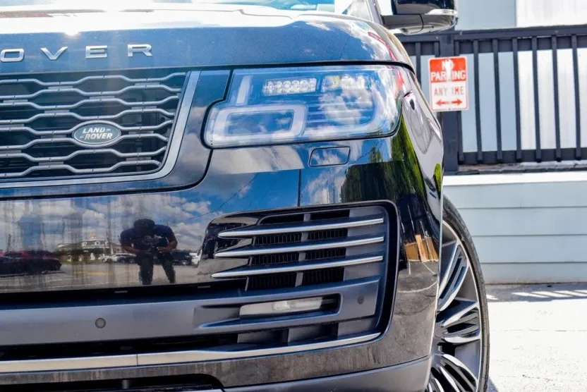 2019 Land Rover Range Rover SuperCharged Autobiography photo 1
