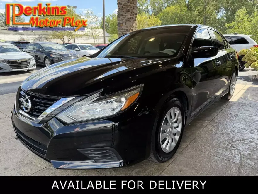 2016 Nissan Altima 2.5 S photo 1
