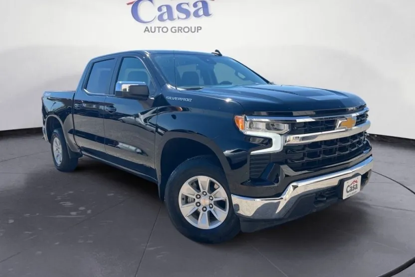 2025 Chevrolet Silverado 1500 LT1 photo 1