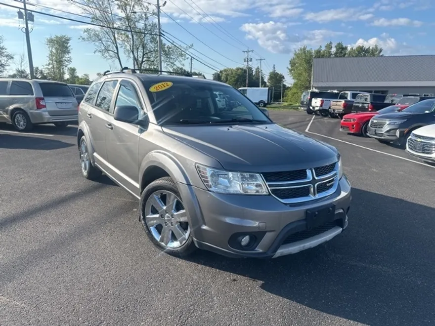 2012 Dodge Journey SXT photo 1