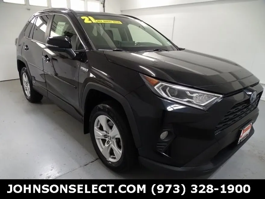 2021 Toyota RAV4 Hybrid XLE photo 1