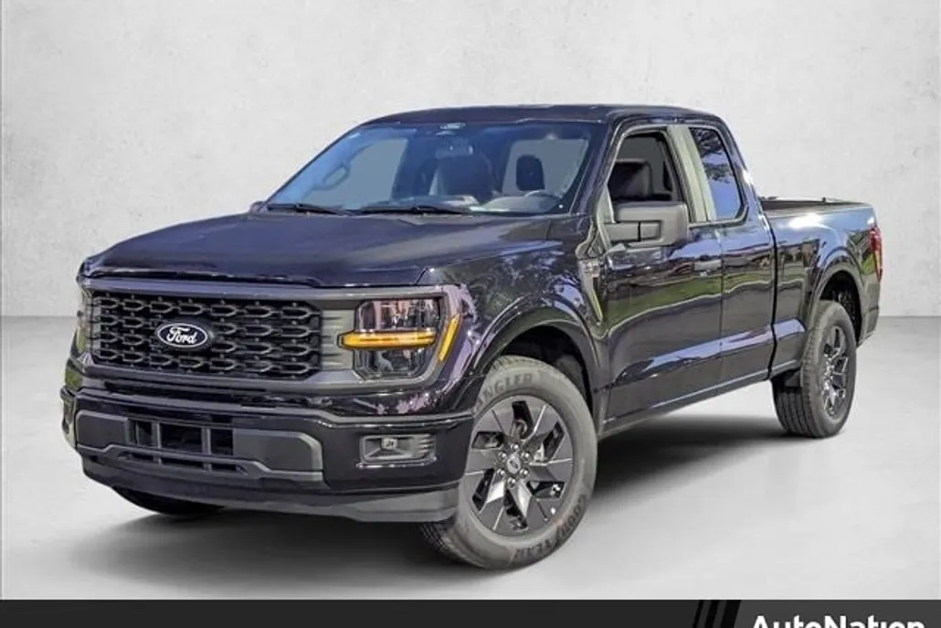 2025 Ford F-150 STX photo 1