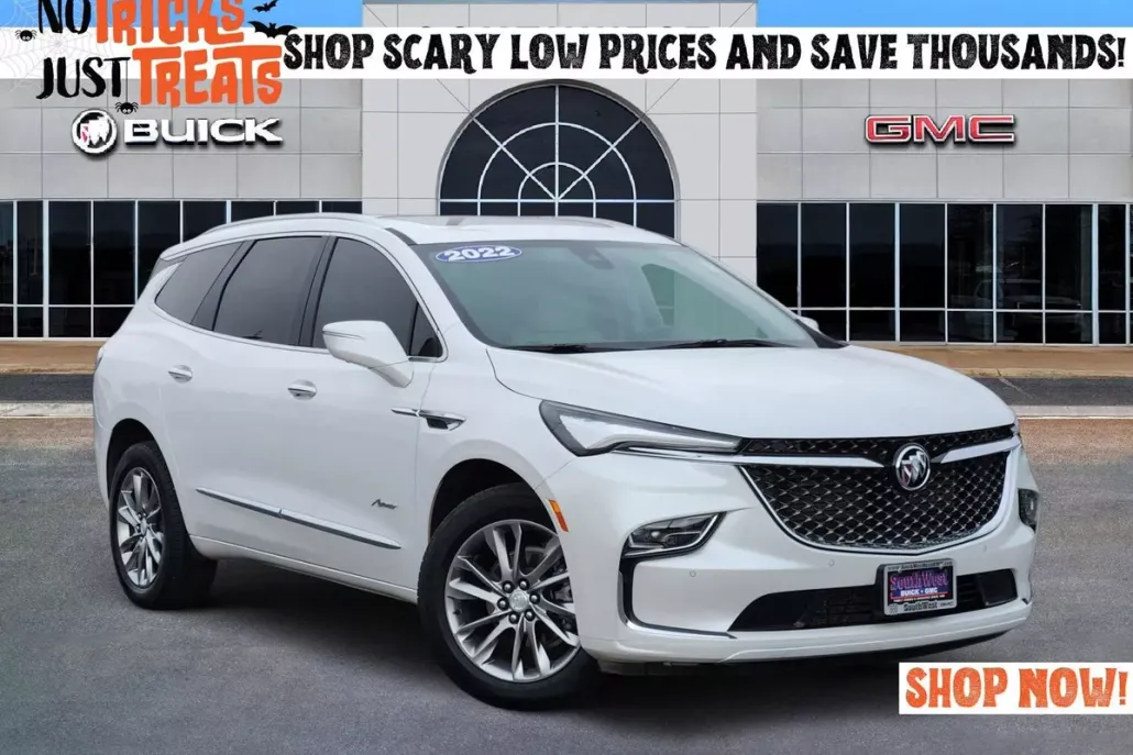 2022 Buick Enclave Avenir photo 1