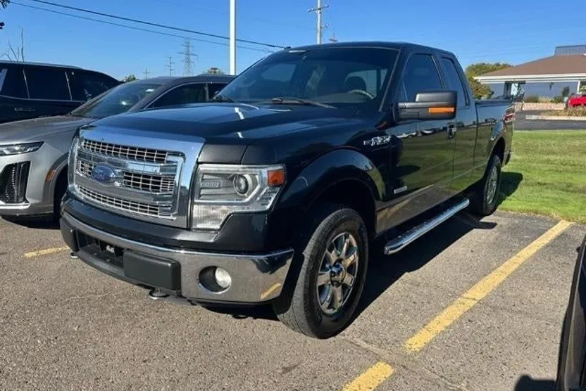 2014 Ford F-150 XLT photo 1