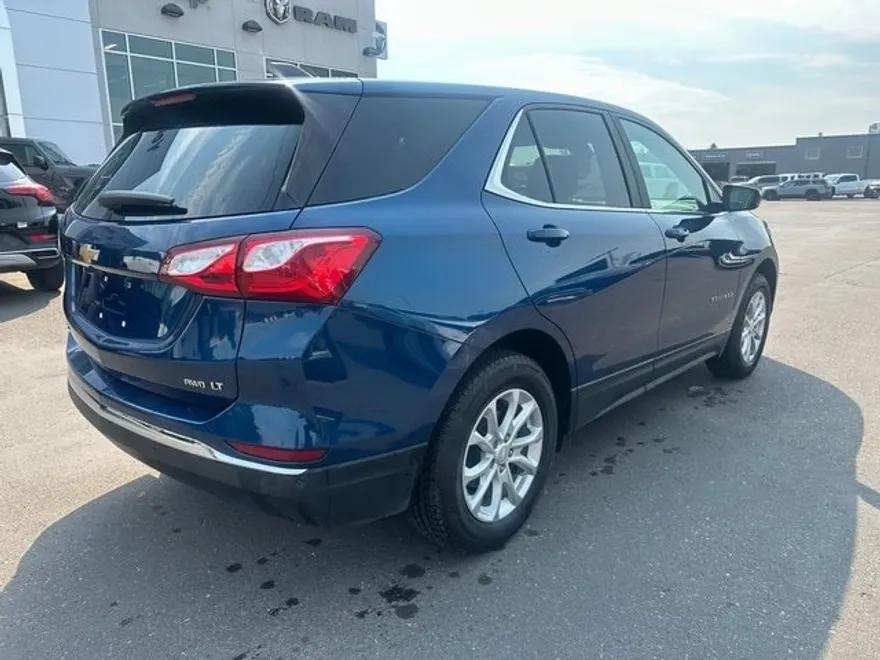 2021 Chevrolet Equinox photo 1