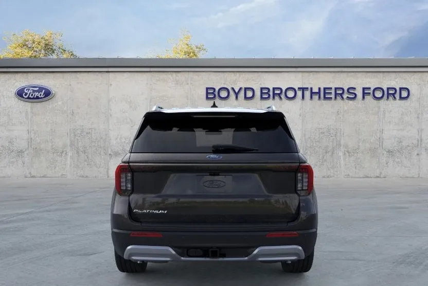 2025 Ford Explorer Platinum photo 1