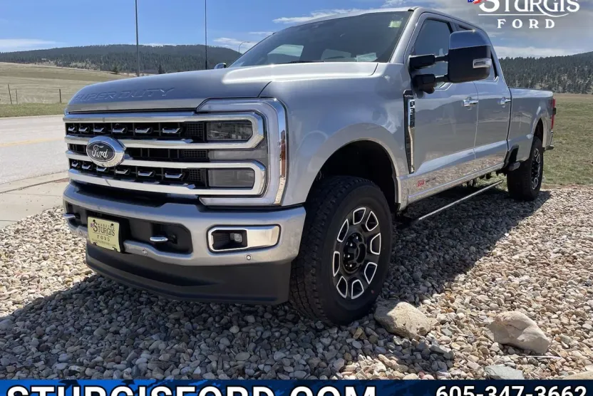 2024 Ford F-350 Platinum photo 1