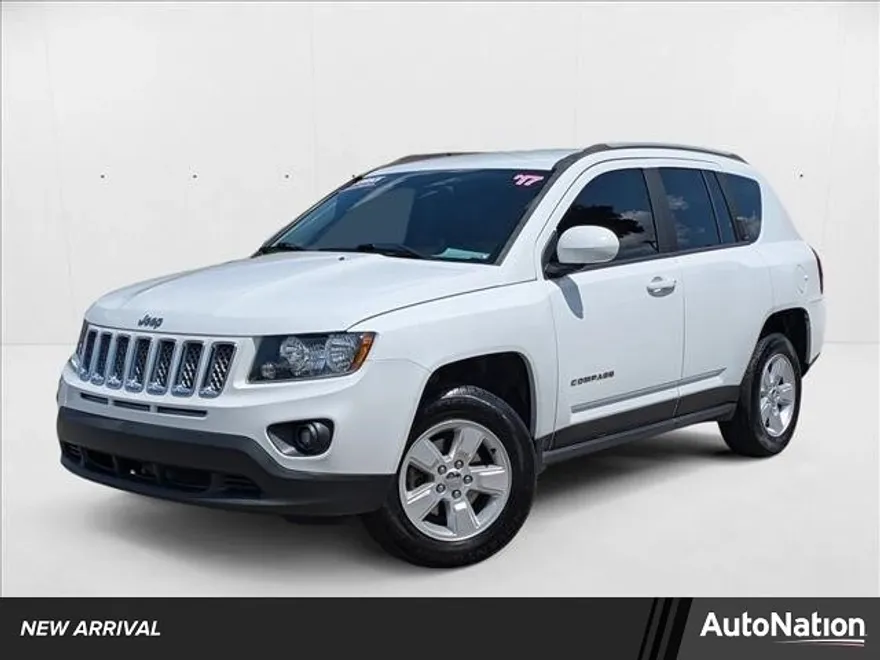 2017 Jeep Compass Latitude photo 1