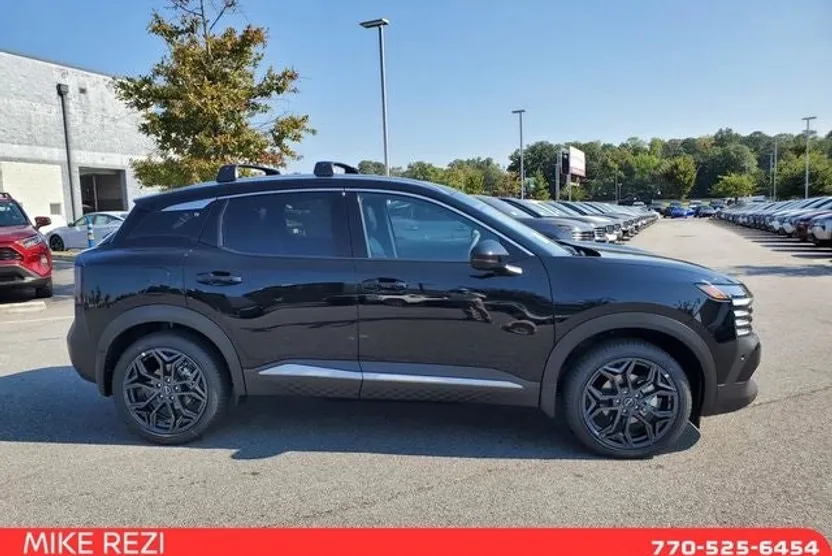 2026 Nissan Kicks SR photo 1