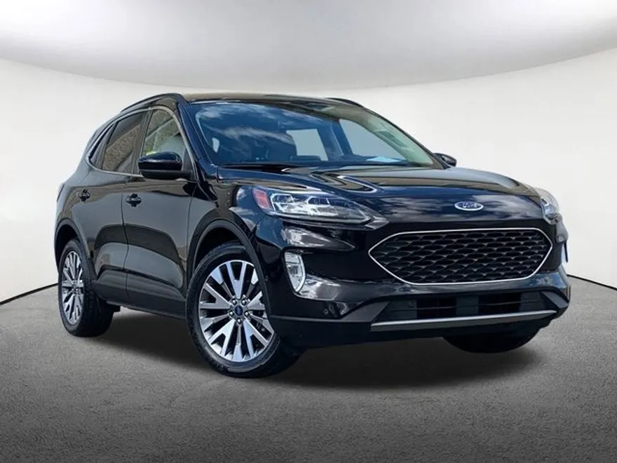 2021 Ford Escape Titanium photo 1