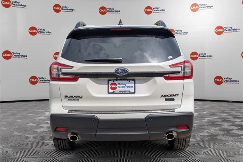 2025 Subaru Ascent Onyx Edition Touring photo 1