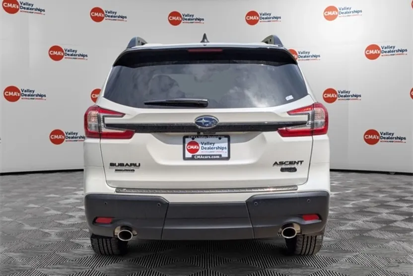 2025 Subaru Ascent Onyx Edition Touring photo 1