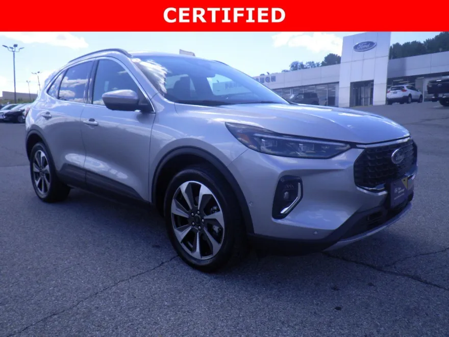 2023 Ford Escape Platinum photo 1