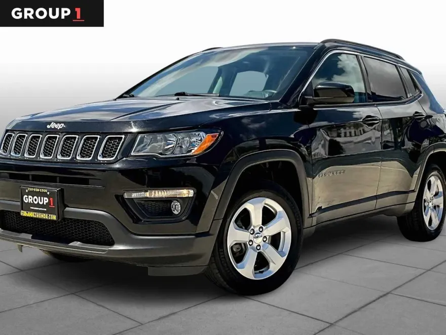 2018 Jeep Compass Latitude photo 1