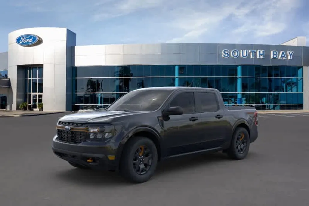 2024 Ford Maverick XLT photo 1