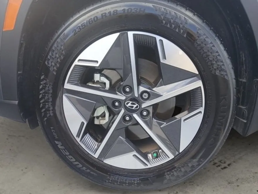 2025 Hyundai Tucson SEL photo 1