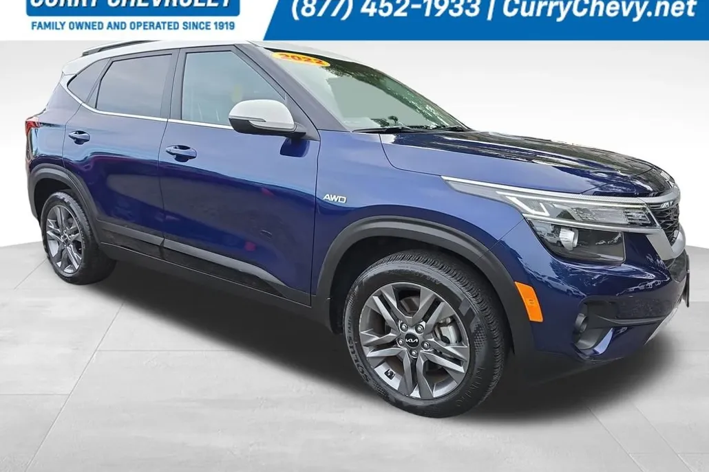 2022 Kia Seltos S photo 1