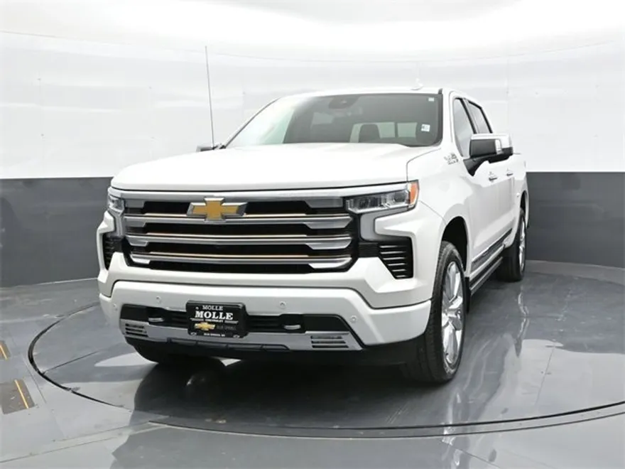 2022 Chevrolet Silverado 1500 High Country photo 1