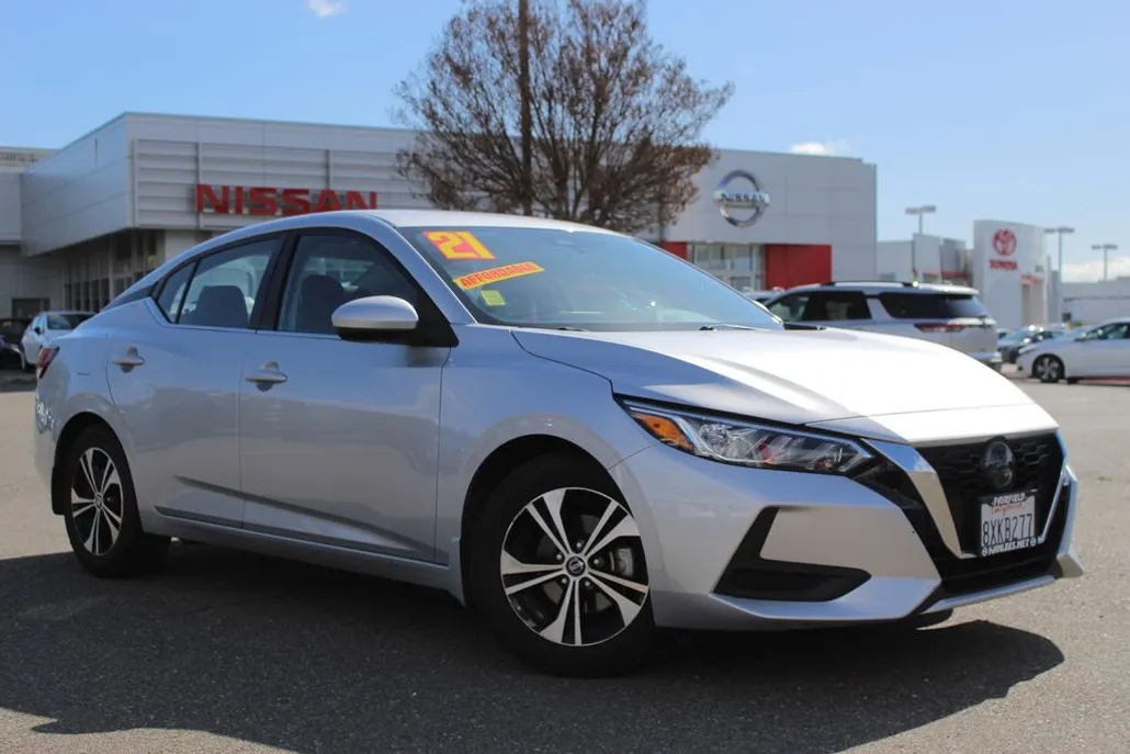 2021 Nissan Sentra SV photo 1