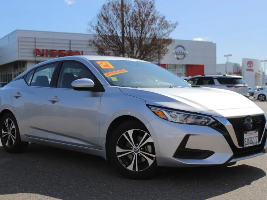 2021 Nissan Sentra SV photo 1
