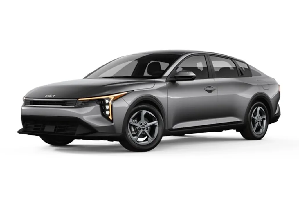 2025 Kia K4 LXS photo 1