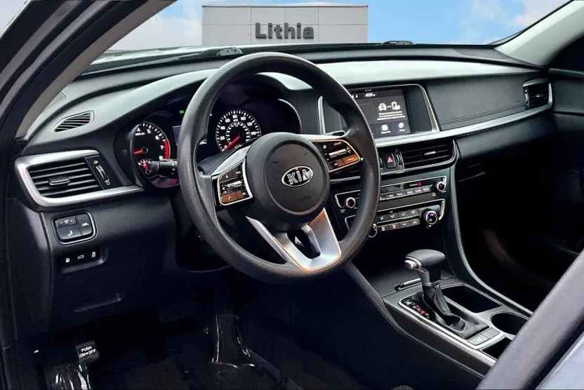 2019 Kia Optima LX S photo 1