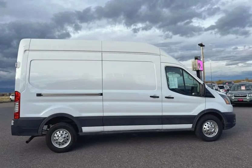 2023 Ford Transit photo 1