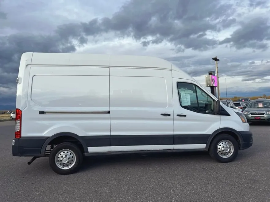 2023 Ford Transit photo 1