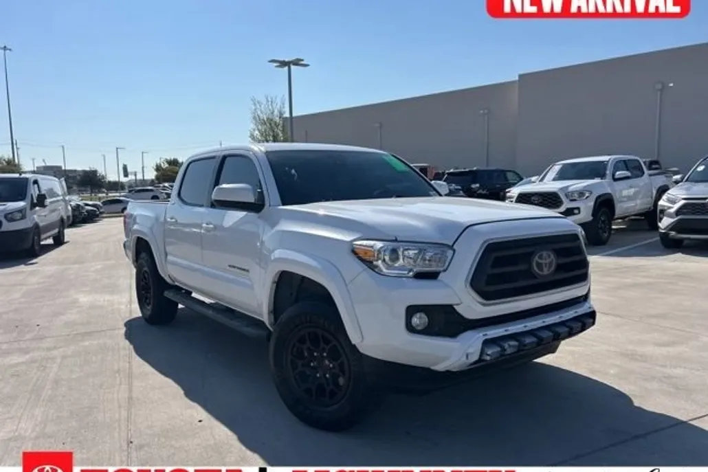 2020 Toyota Tacoma SR5 photo 1