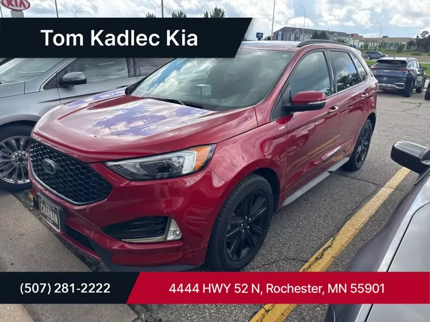 2020 Ford Edge ST photo 1