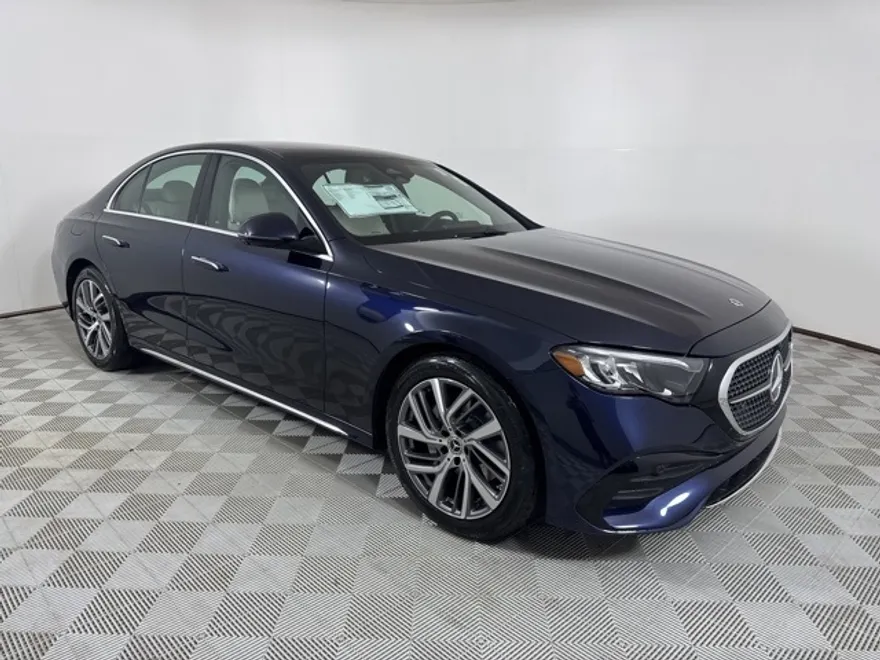 2026 Mercedes Benz E 4MATIC photo 1