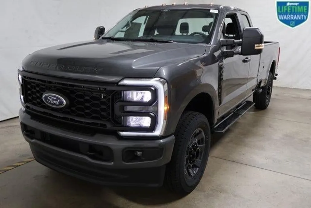 2026 Ford F-350 XL photo 1