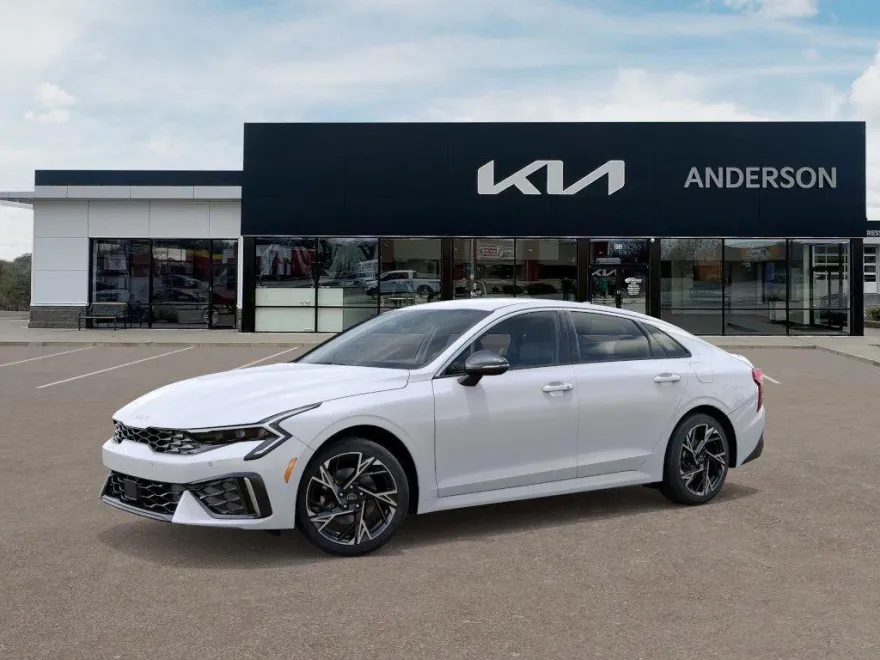 2026 Kia K5 GT-Line photo 1