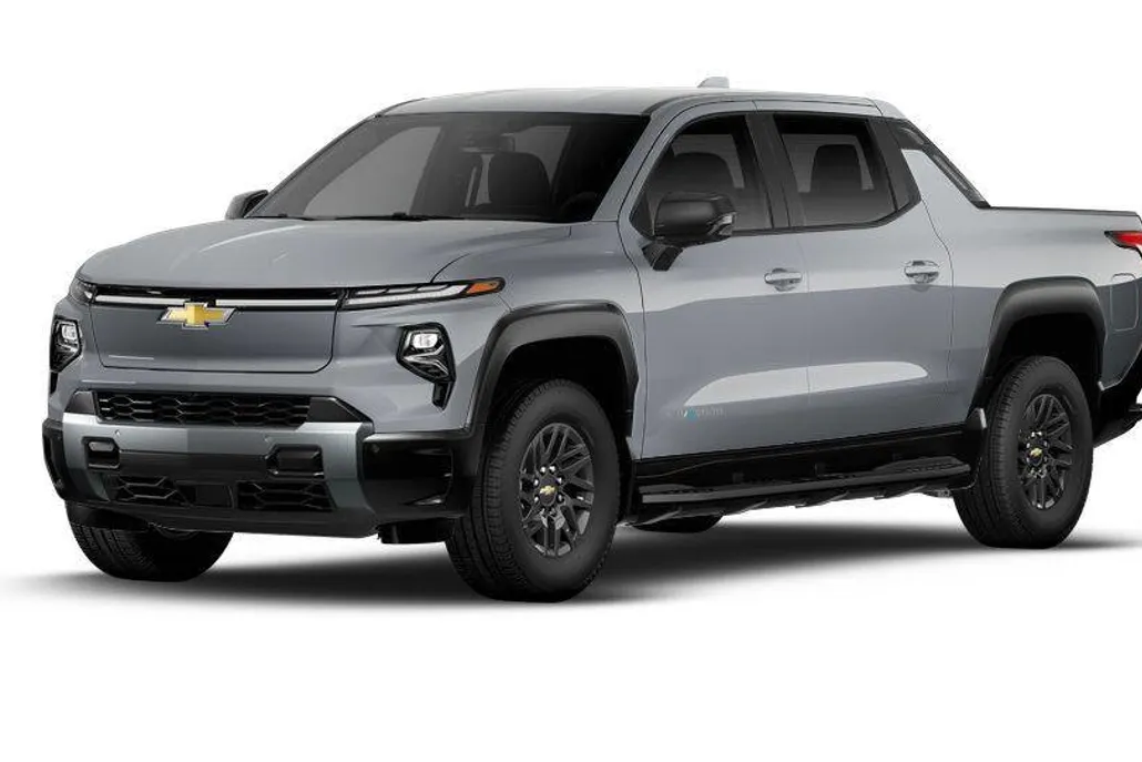 2025 Chevrolet Silverado EV LT photo 1