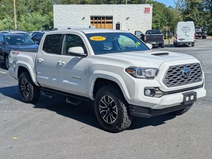 2022 Toyota Tacoma TRD Sport V6 photo 1