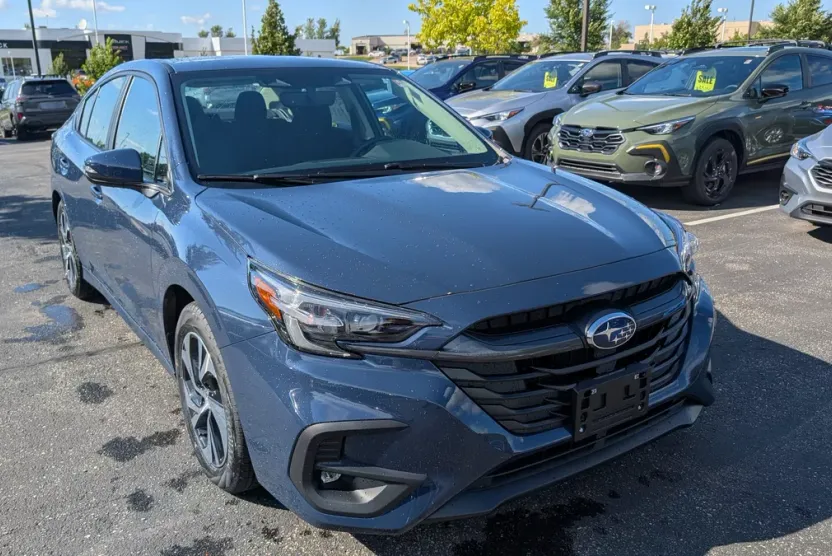 2025 Subaru Legacy Premium photo 1