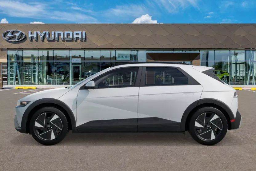 2025 Hyundai Ioniq 5 SEL photo 1