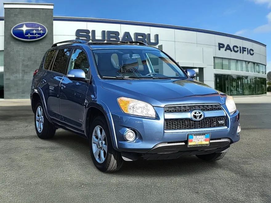 2012 Toyota RAV4 Limited photo 1