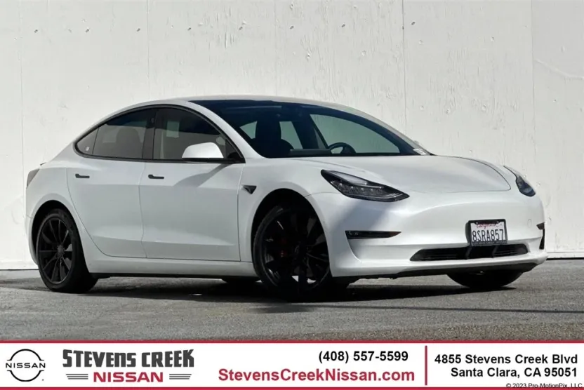2020 Tesla Model 3 Long Range photo 1