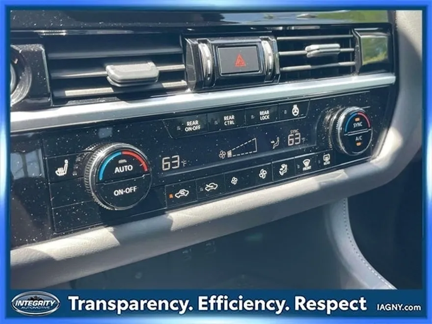 2024 Nissan Pathfinder SL photo 27