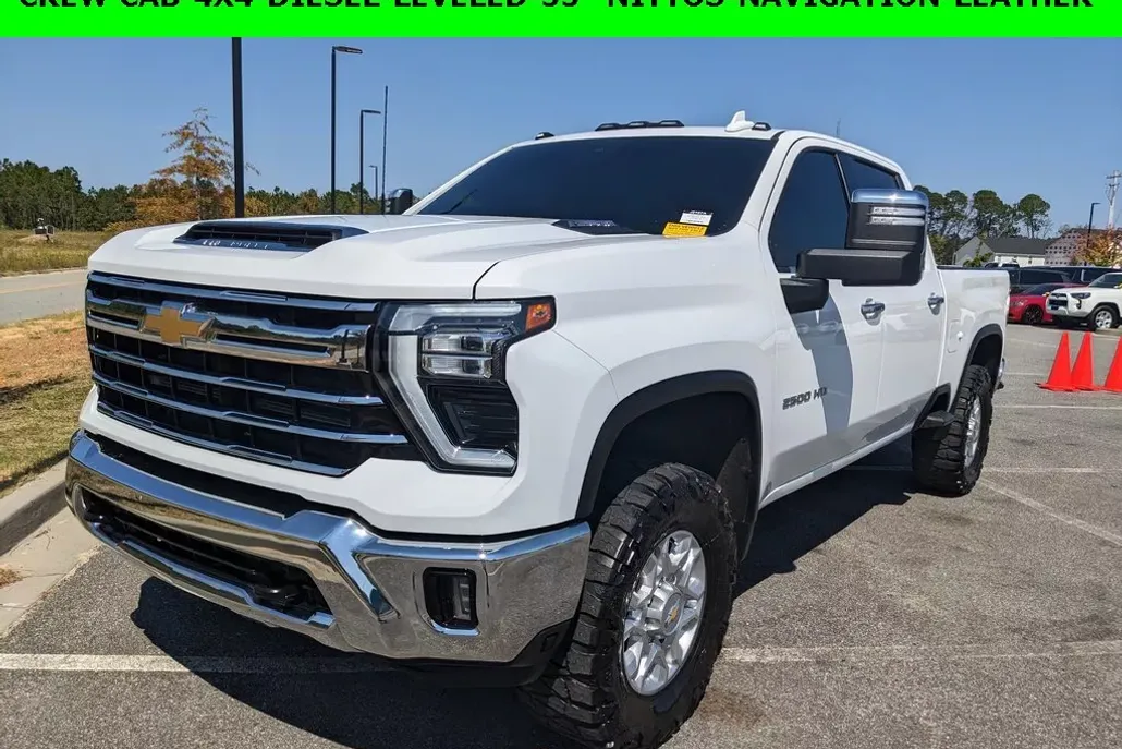 2024 Chevrolet Silverado 2500HD LTZ photo 1