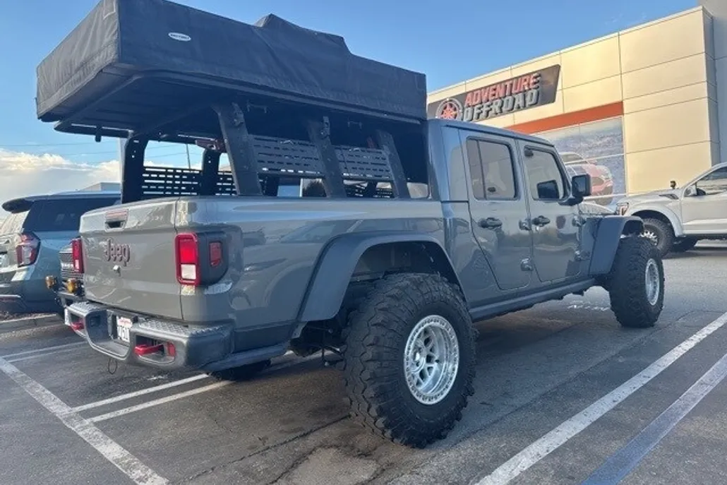 2023 Jeep Gladiator Rubicon photo 1