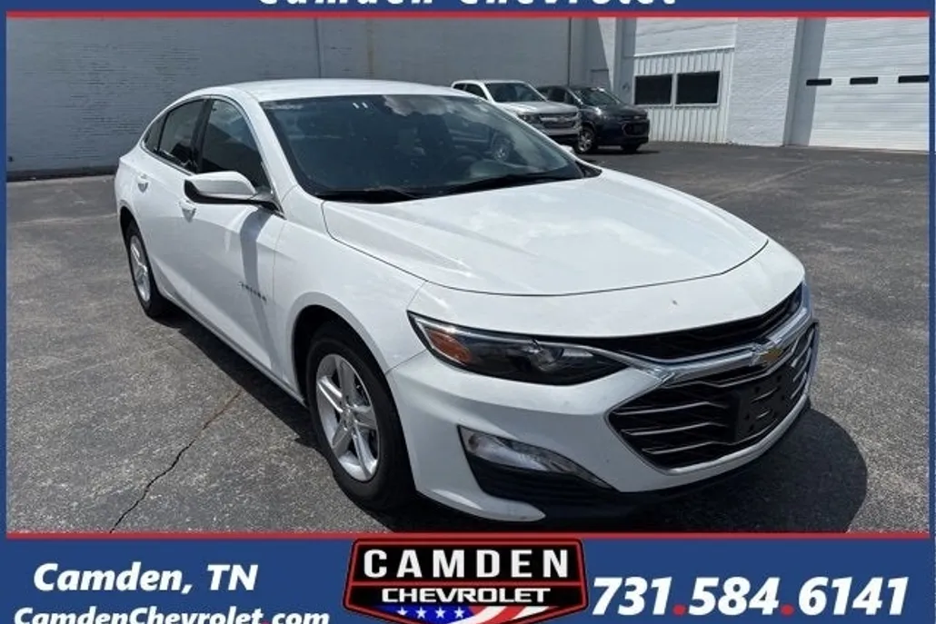 2024 Chevrolet Malibu 1LT photo 1