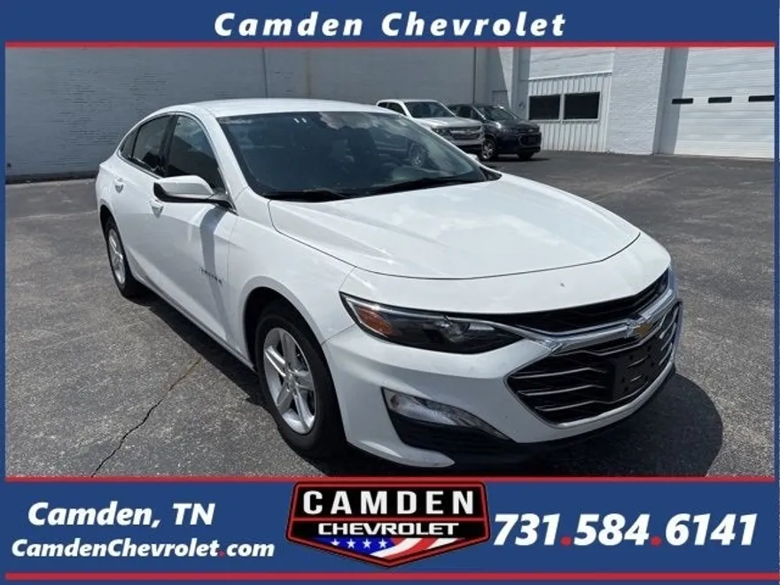 2024 Chevrolet Malibu 1LT photo 1