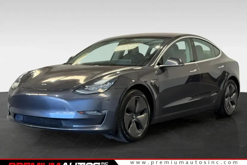 2018 Tesla Model 3 Long Range photo 1