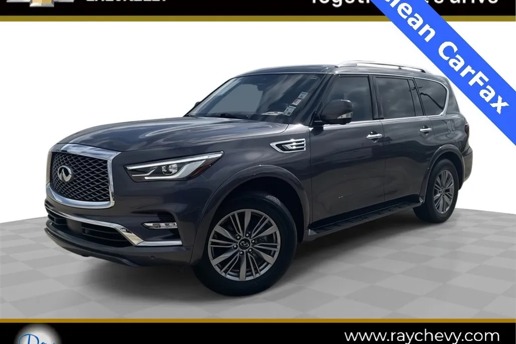 2022 Infiniti QX80 Luxe photo 1