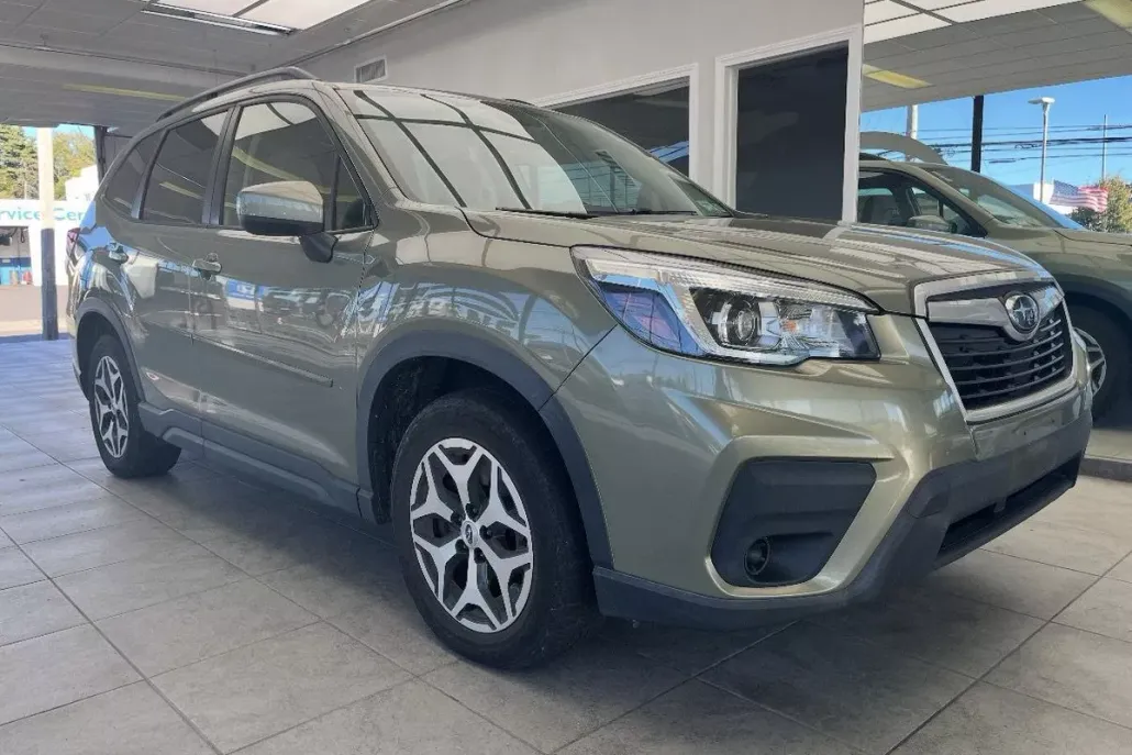 2019 Subaru Forester Premium photo 1