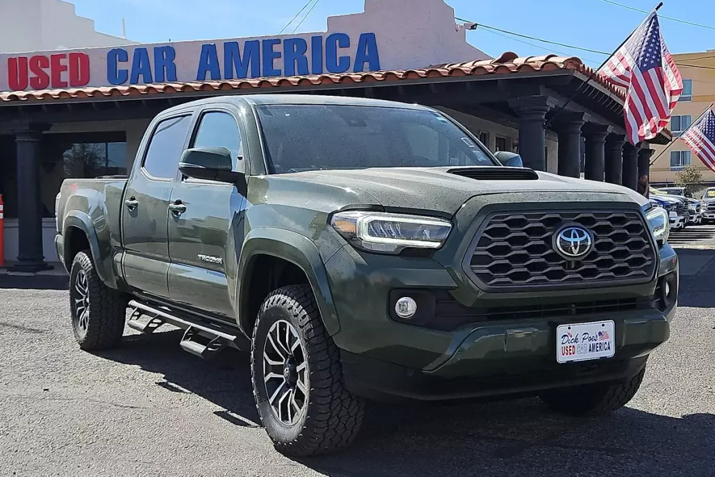 2022 Toyota Tacoma SR5 TRD Sport photo 1